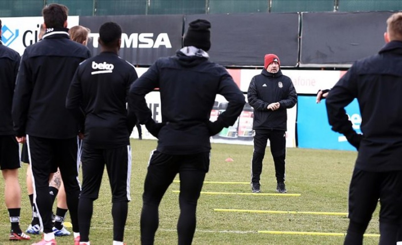 Terim'den sonra Beşiktaş'ta koronavirüs paniği: Bütün takımda şüphe