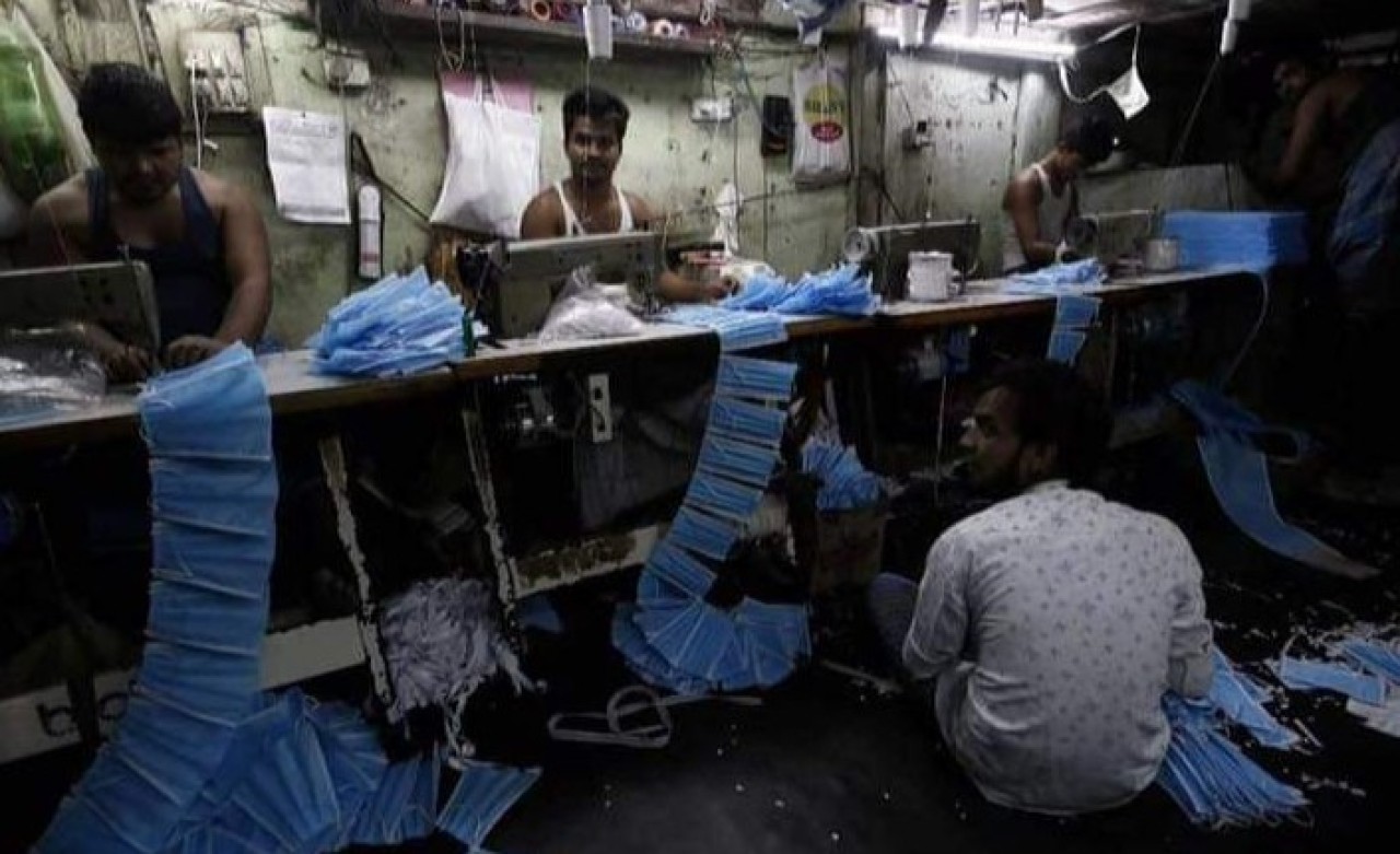 Ürettikleri maskeler koronavirüsten daha beter!