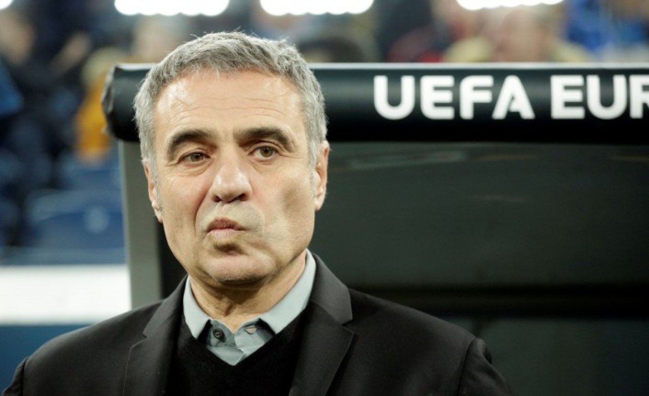 Yanal'ın bir dakika bile durması saygısızlıktır!