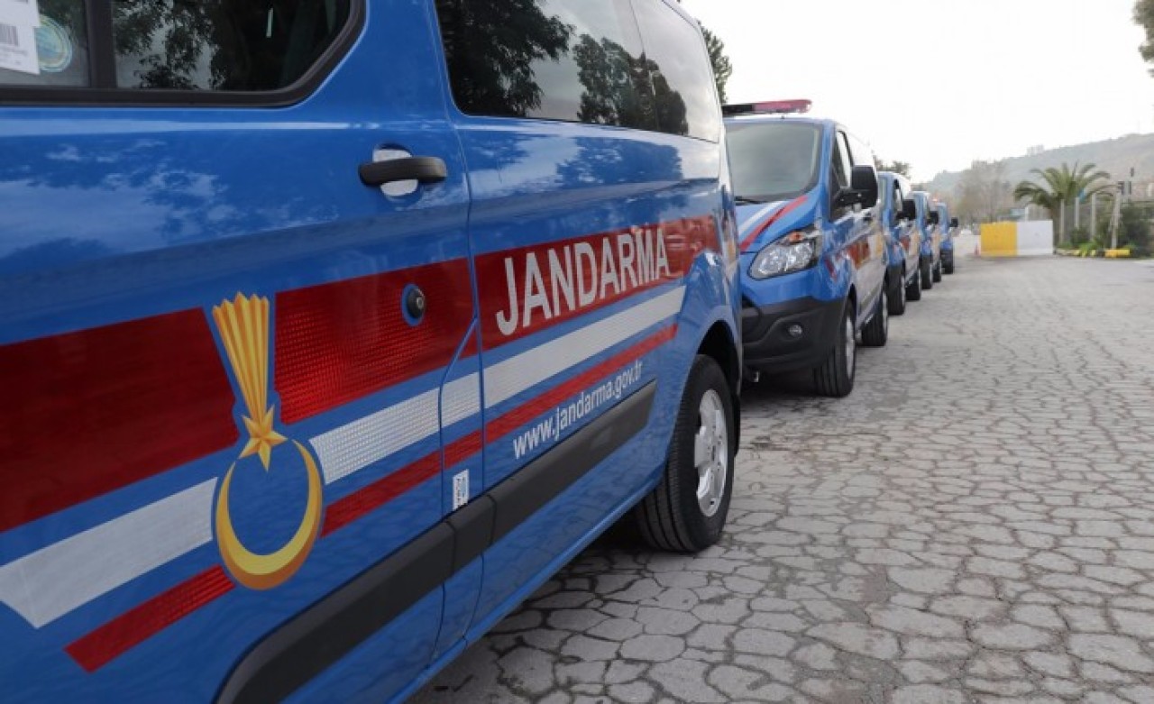 Yapılacak denetimleri iş yeri sahiplerine söylüyorlardı: Astsubay ve uzman çavuş tutuklandı!