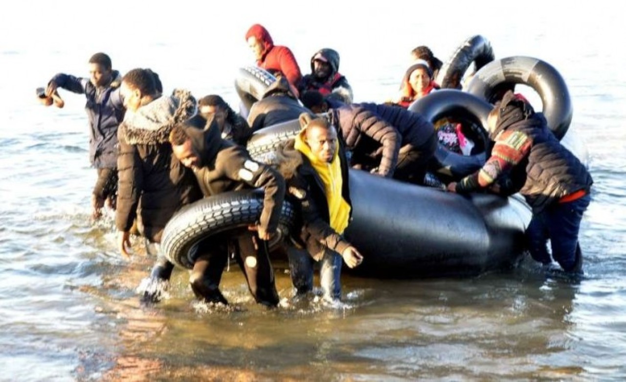 Yunanlılar göçmen botuna ateş etti: 1 ölü