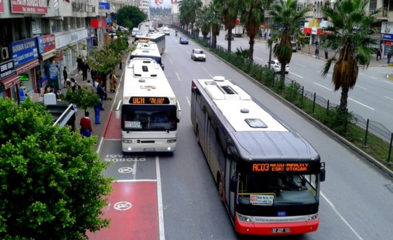 20 yaş altı gençlerin ulaşım kartları kullanıma kapatıldı