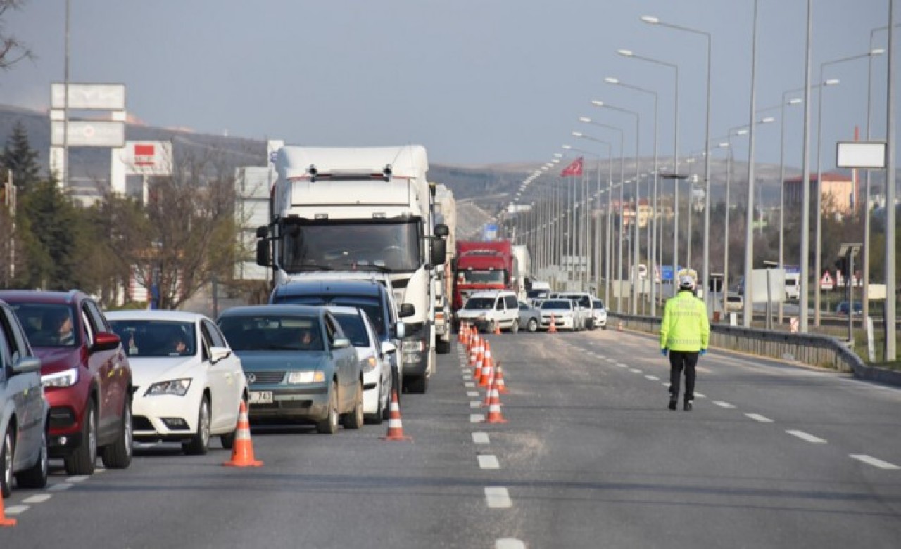 Antalya'da İstanbul plakalı araç girişine yasak!