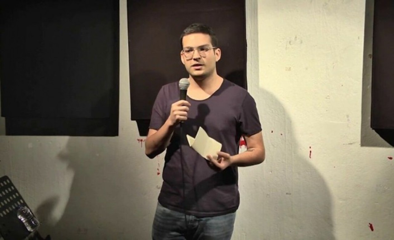 Atatürk ve Mevlana hakkında çirkin ifadeler kullanan stand-up'çı Emre Günsal tutuklandı!