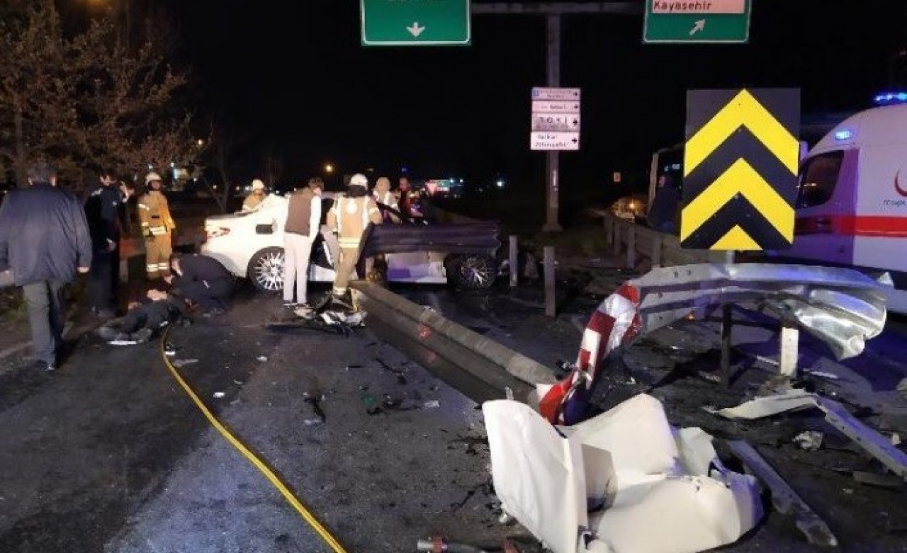 Başakşehir'de feci kaza: Ağır yaralılar var