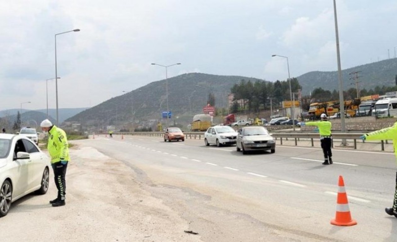 Bir ile daha giriş çıkış yasaklandı