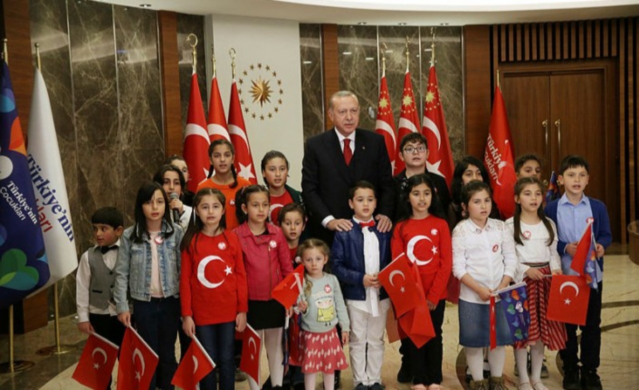 Cumhurbaşkanı Erdoğan 23 Nisan dolayısıyla ulusa seslendi