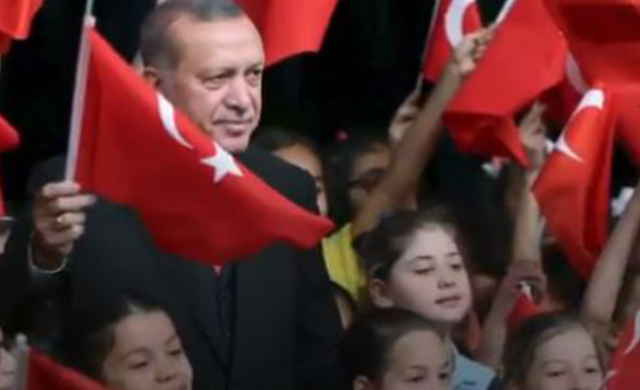 Cumhurbaşkanı Erdoğan: Hakimiyet bilakayduşart milletindir!