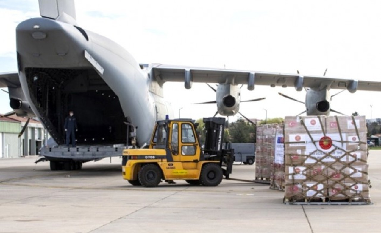 Erdoğan açıkladı: ABD'ye yarın uçaklarla yardım gönderiyoruz