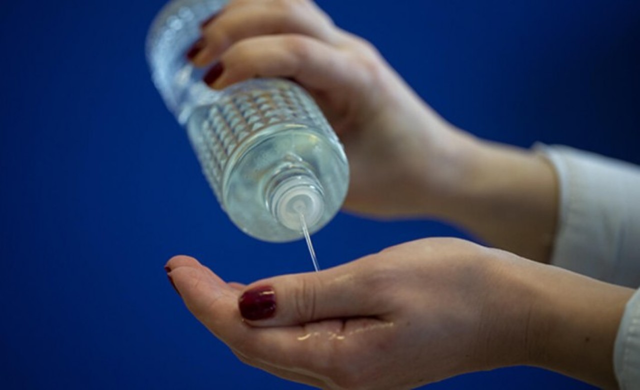 Eyüp Sabri Tuncer kolonyalarında kafa karıştıran iddia: O ibare neden kaldırıldı?