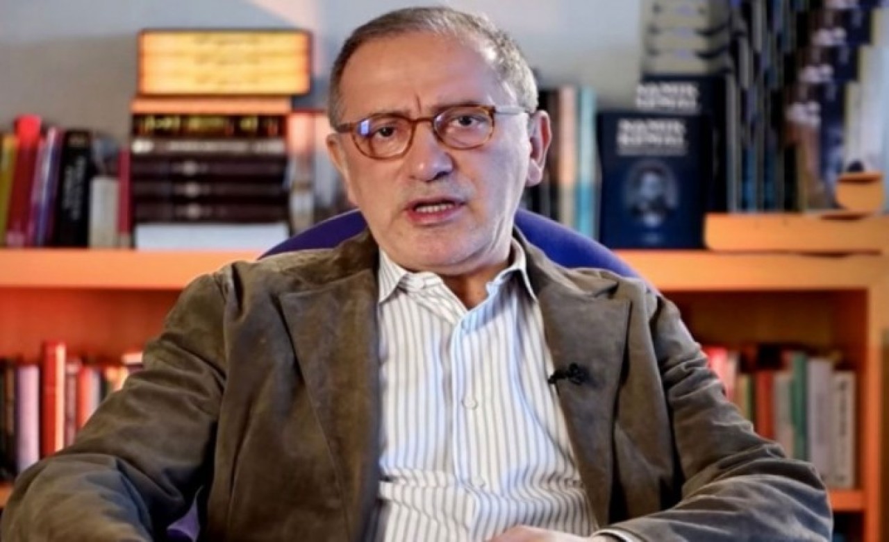 Fatih Altaylı sokaktaki görüntülere tepki gösterdi: 'En varoş mahallede de aynı,  en lüks caddede de'