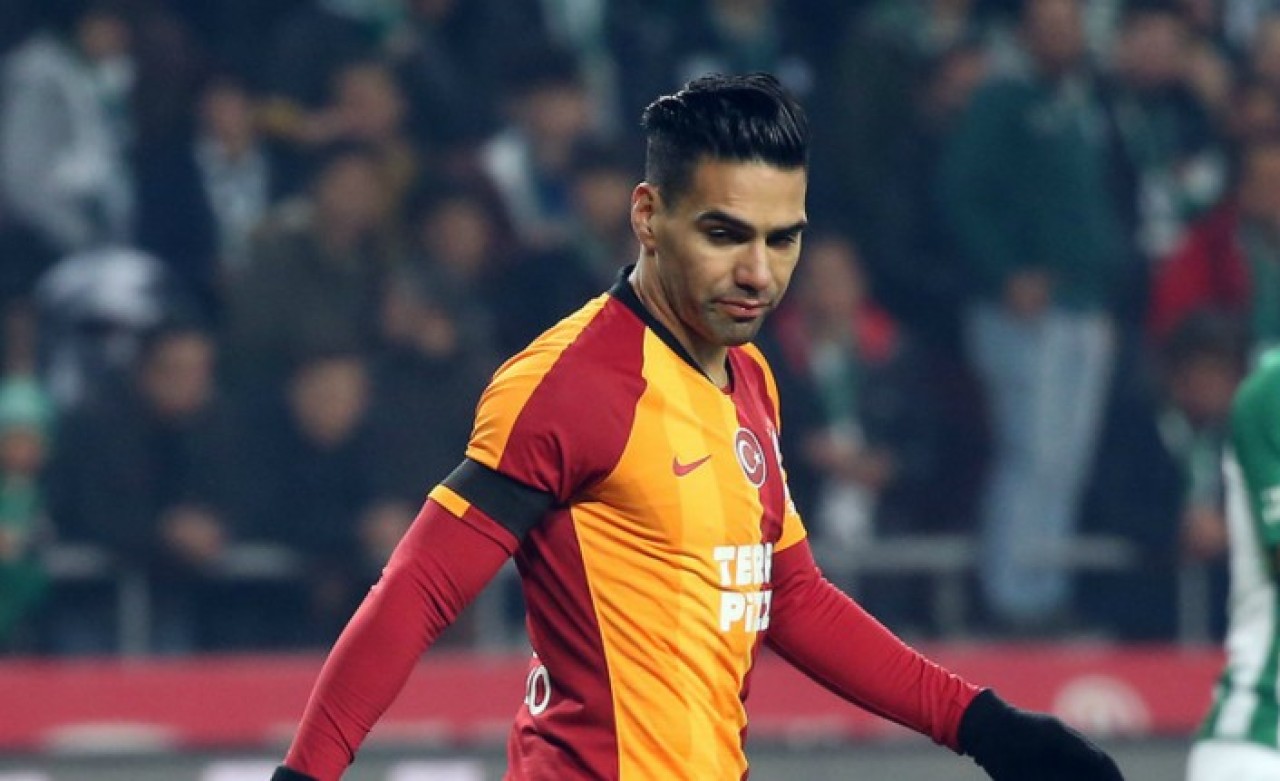 Galatasaray'da indirim yapması istenen Falcao'dan şok cevap: İpler kopuyor