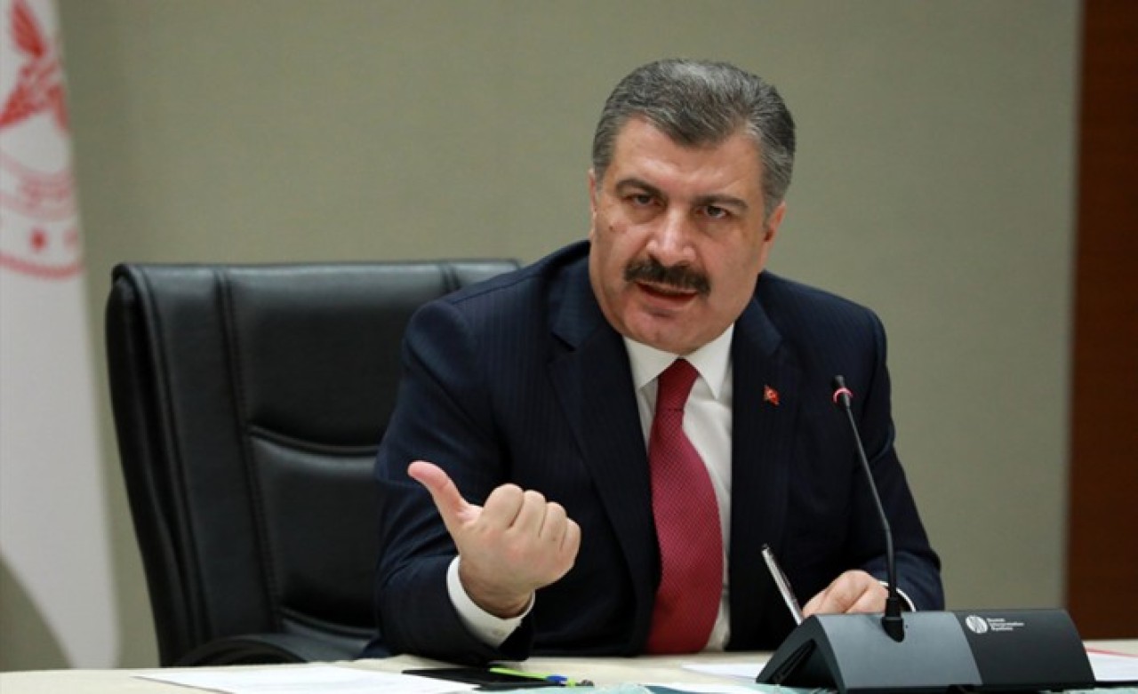 Koca,  Erdoğan'a yaptığı sunumda 4 kente dikkat çekti: 'Virüs buralarda doruğa ulaştı!'