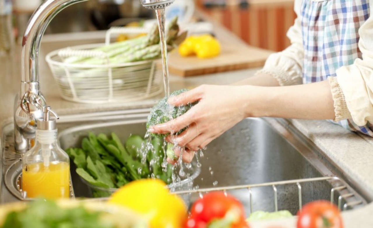 Koronavirüs günlerinde gıda hijyeni: Sebze ve etlere dikkat!