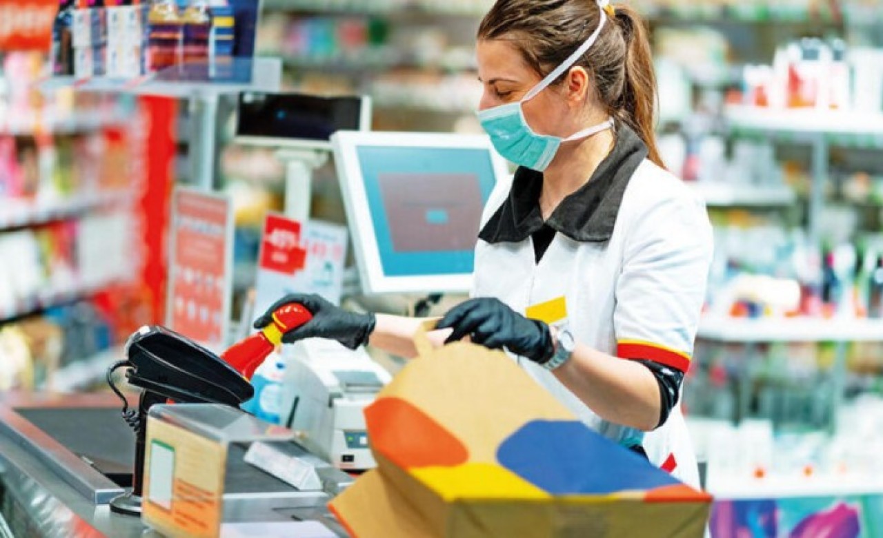 Markette hapşırdı: Para cezası kesildi