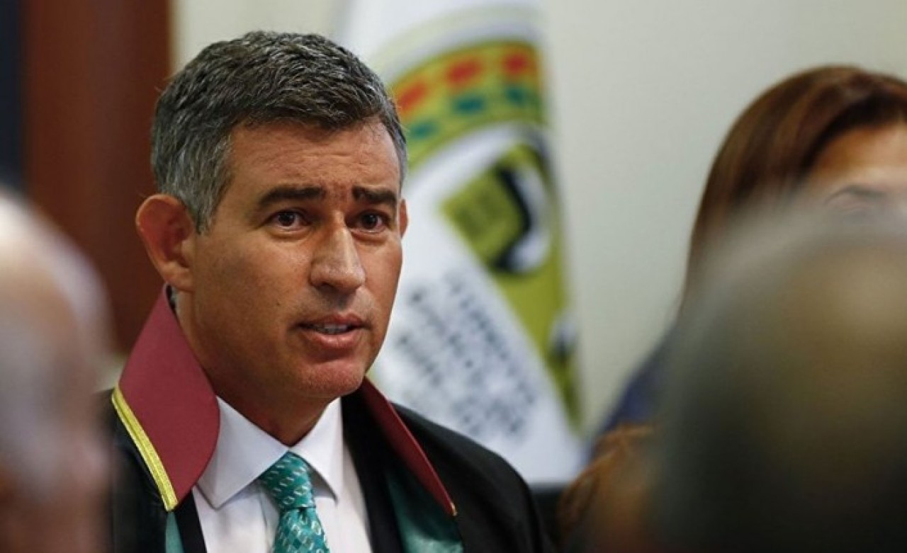 Metin Feyzioğlu kendisine FETÖ'cü diyen kişiye çok sert sözlerle çıkıştı!