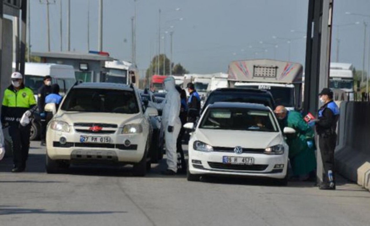 Özel araçlara ve 18 yaş altına da yasak geliyor