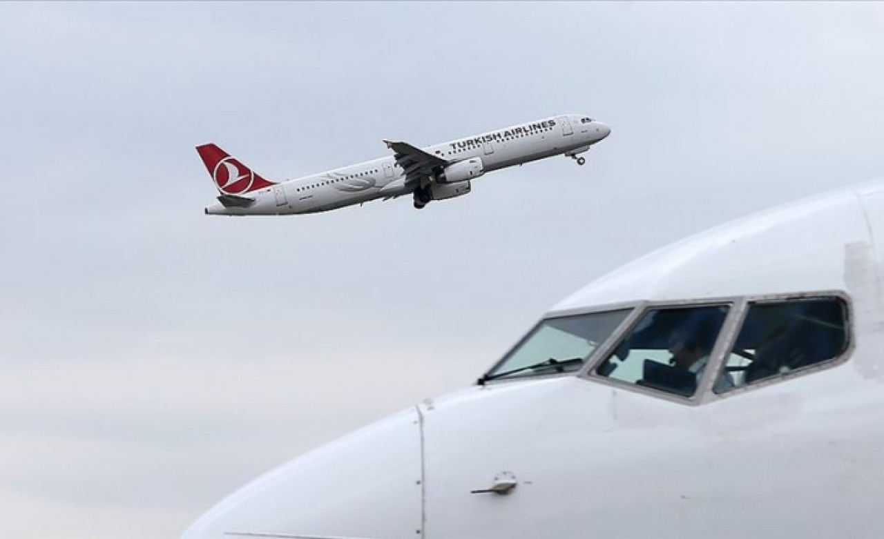 THY,  tüm iç ve dış hat uçuşlarını 28 Mayıs'a kadar durdurdu