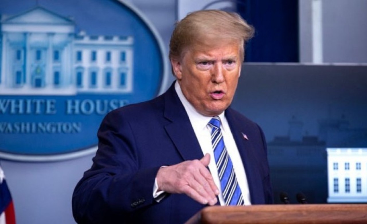 Trump'tan savaş çıkartacak emir: Gemilerimizi taciz etmeleri halinde gambotlarını imha edin