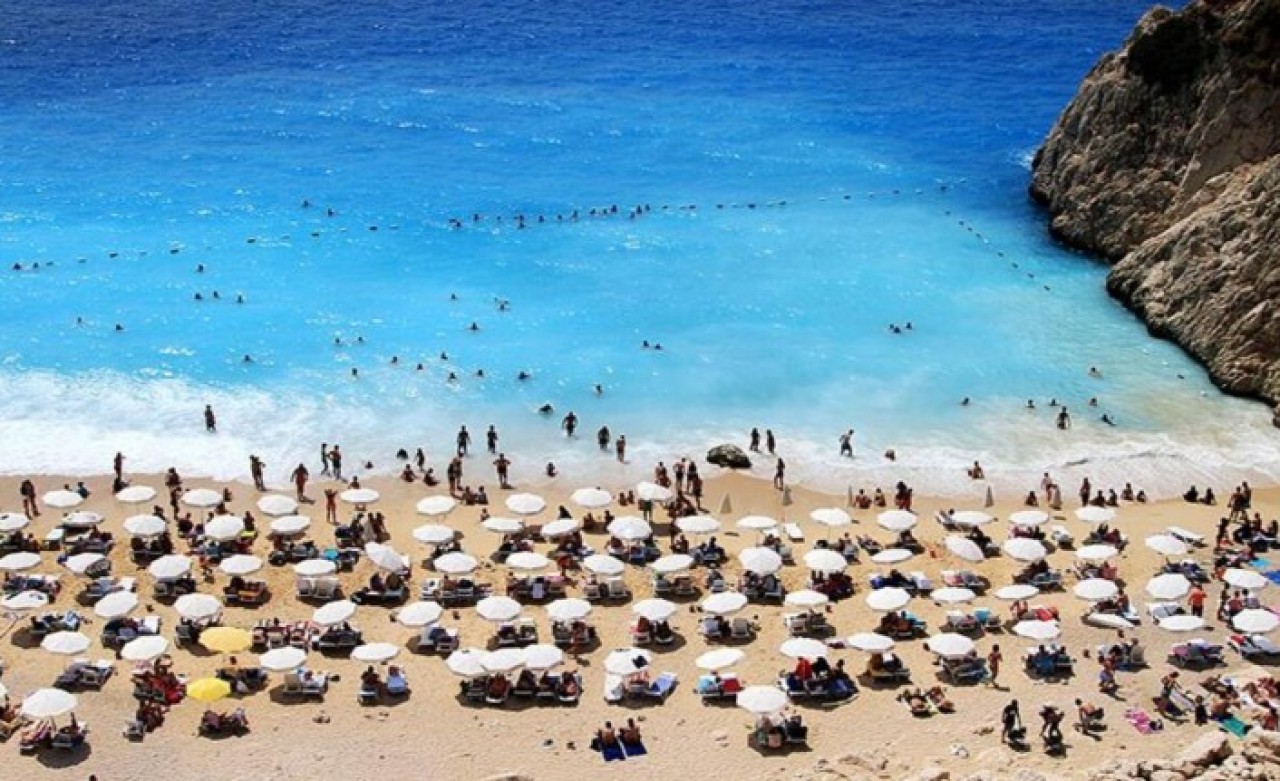 Turizme koronavirüs darbesi: Sezon mayıs sonuna ertelendi