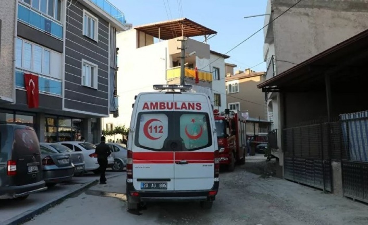 Vicdansız baba: Oğlunu öldürüp cesedini yakmaya çalıştı