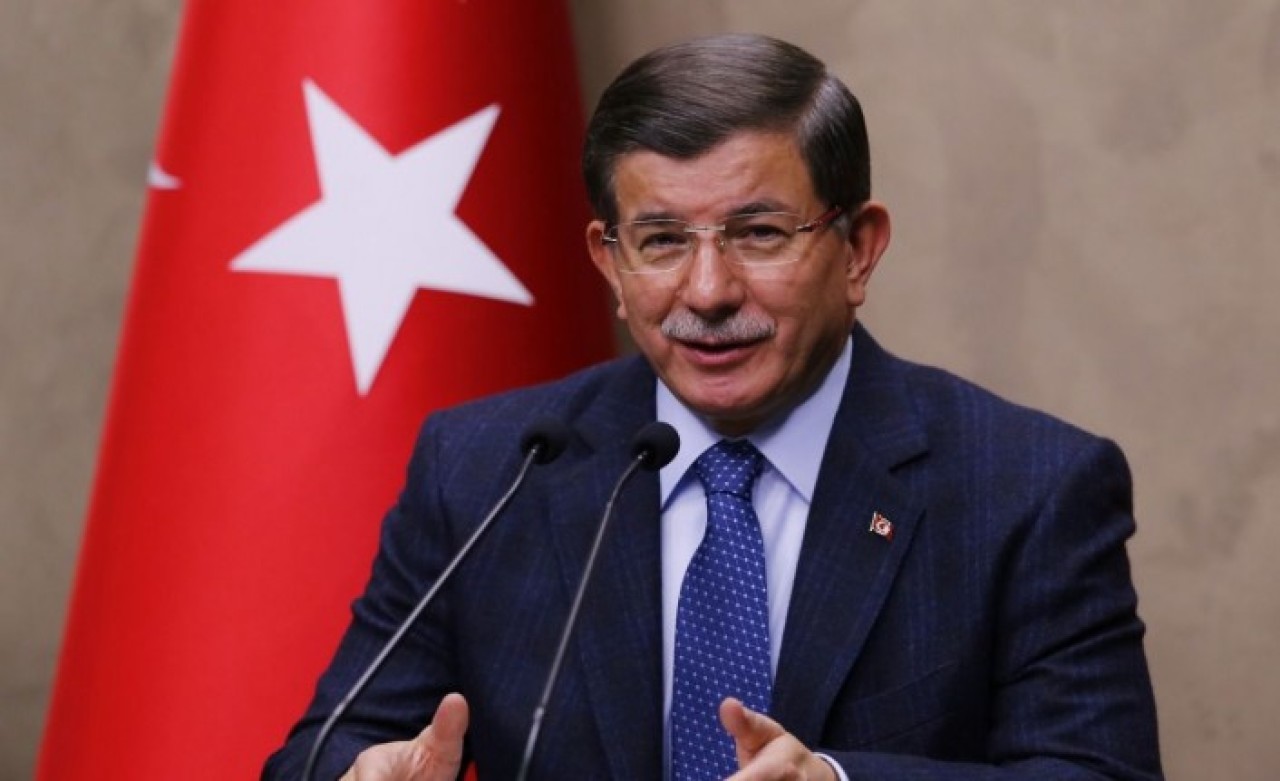 Yardım kampanyasını eleştiren Davutoğlu'nun ortaya attığı iddia büyük tepki çekti!
