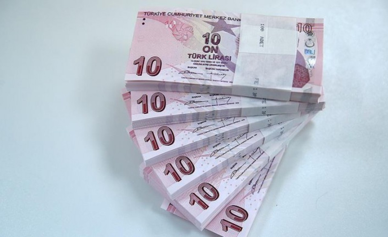 Yeni 10 TL'ler tedavüle veriliyor!