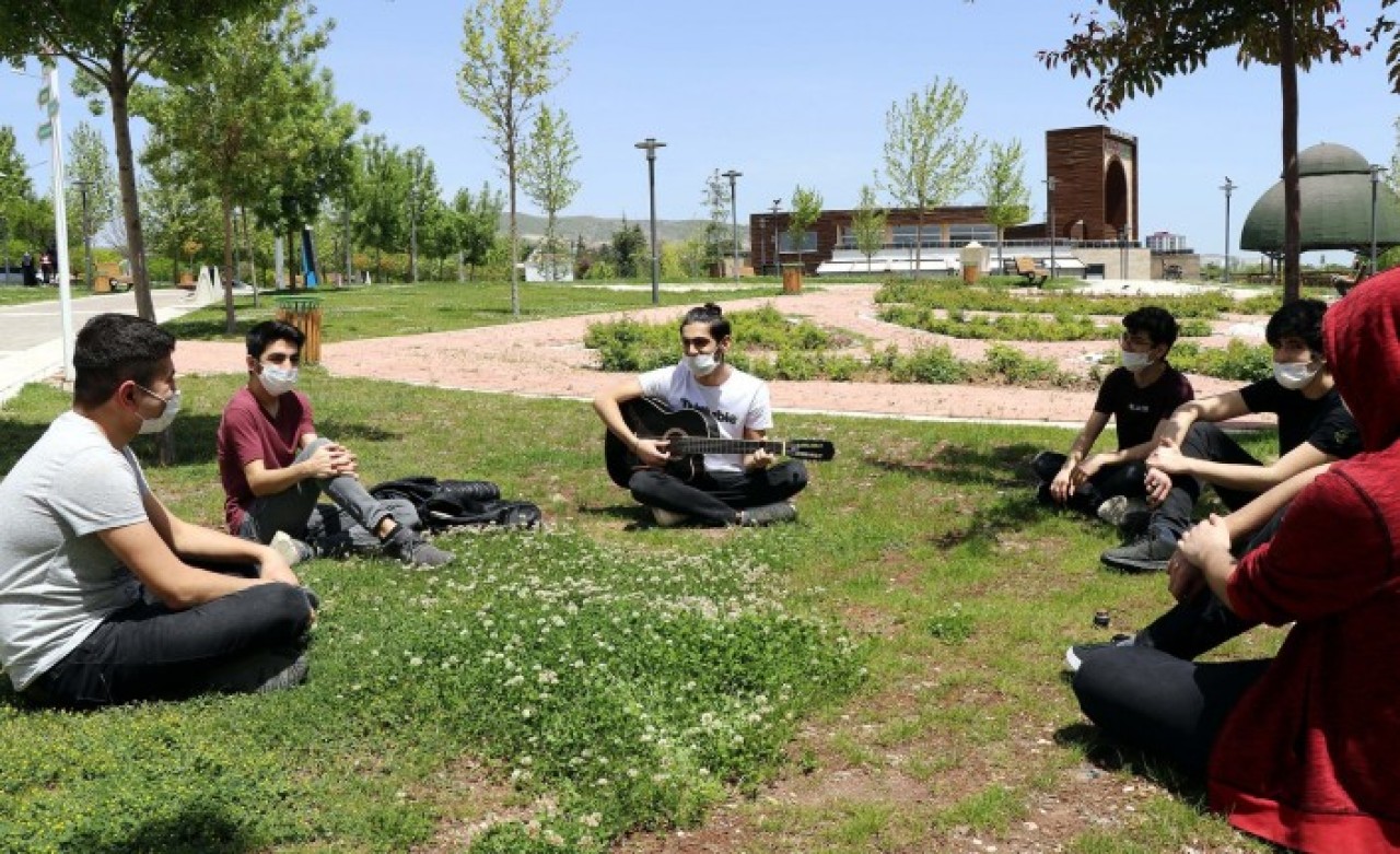 18 yaş altıyla ilgili flaş karar: İzin çıktı!