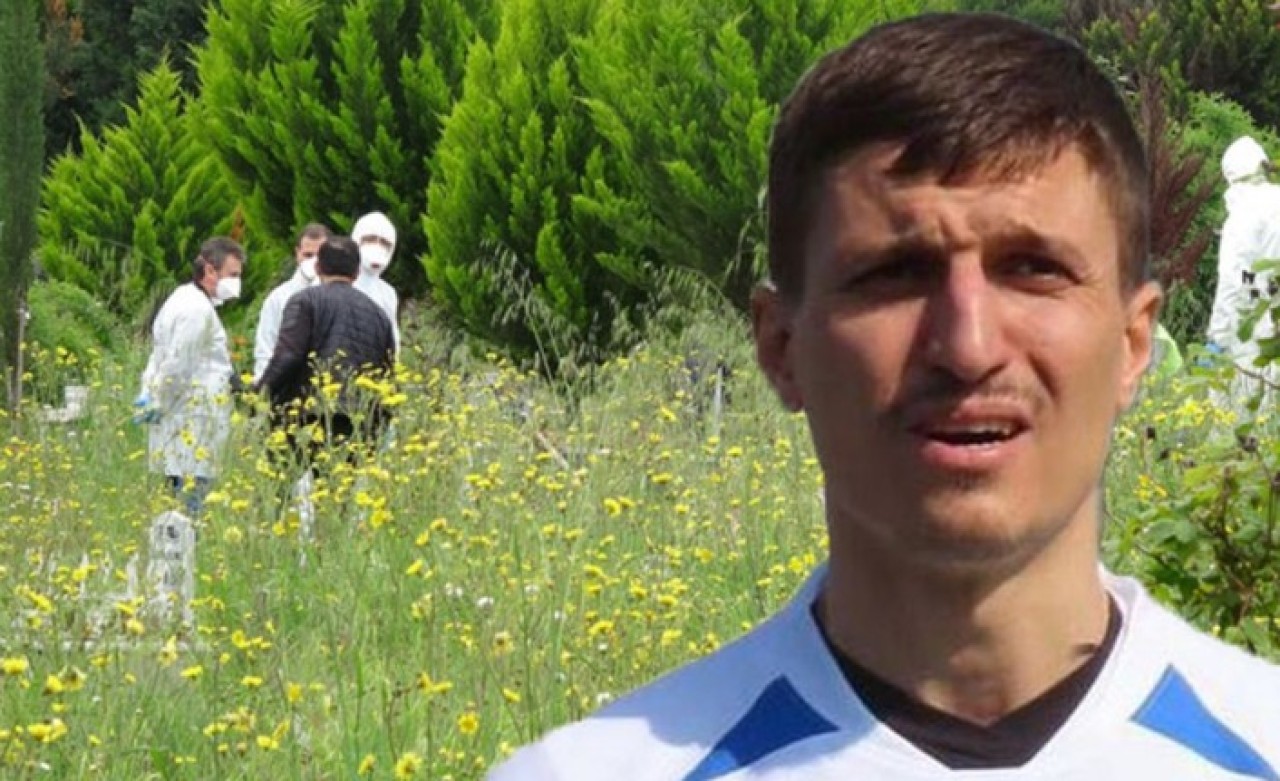 5 yaşındaki oğlunu boğarak öldüren futbolcu Cevher Toktaş'ın 'mezar' paylaşımı ortaya çıktı!
