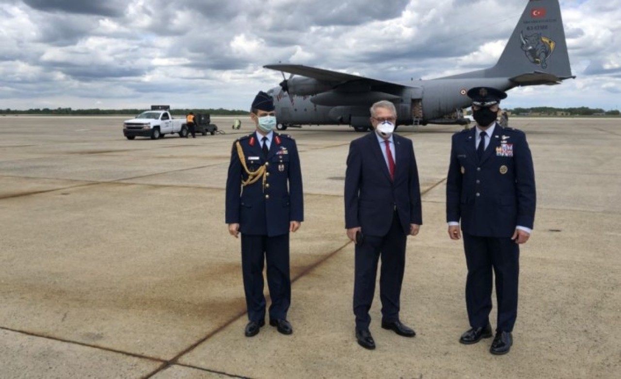 ABD'ye bir uçak dolusu tıbbi mazleme daha gönderdik