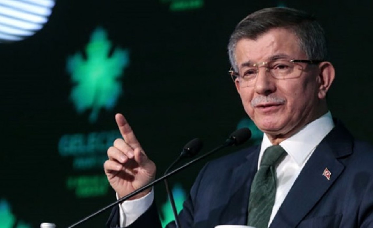 Ahmet Davutoğlu’nun Genel Başkanı olduğu Gelecek Partisi’nin üyeleri gözaltına alındı!