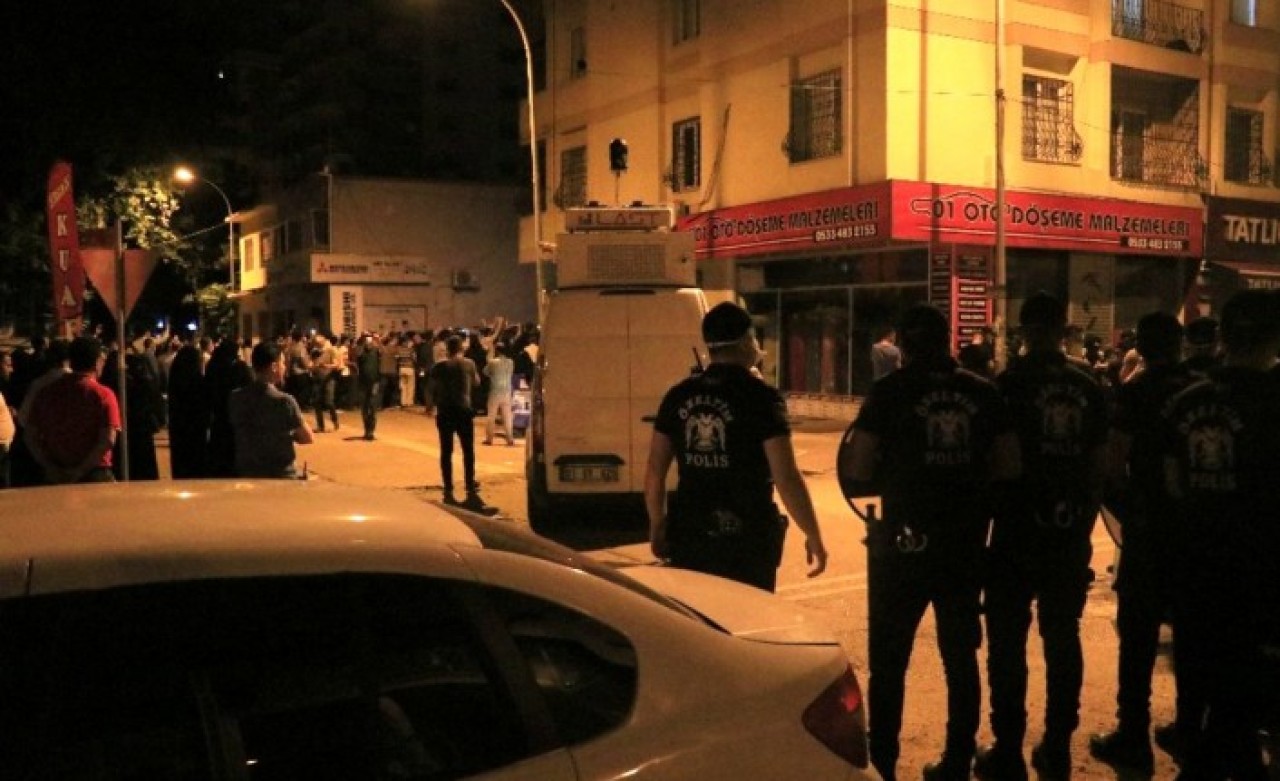 Alparslan Kuytul'un sözleri fitili ateşledi: Yasağa rağmen yaptıkları pes dedirtti!