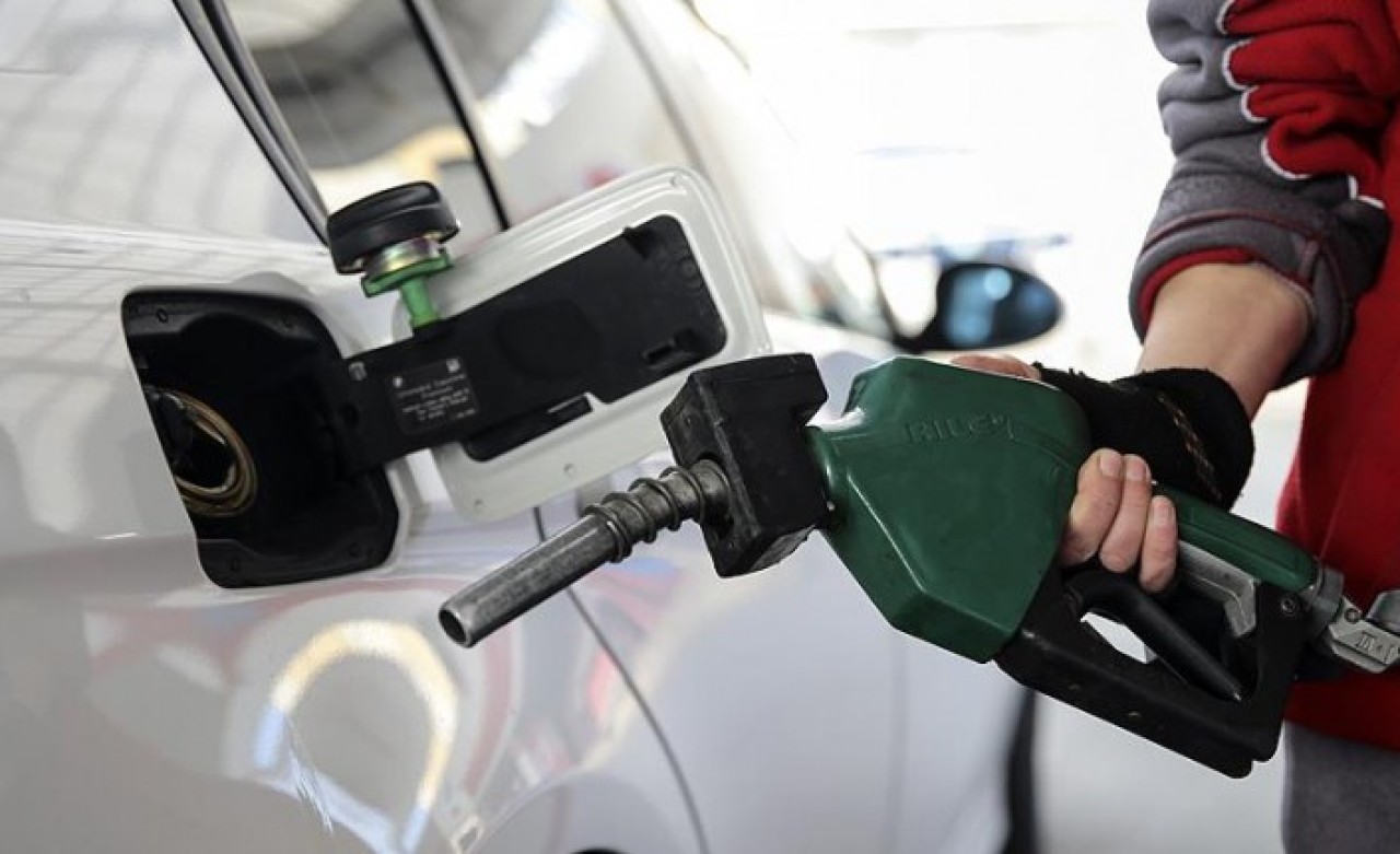 Araç sahiplerine kötü haber: Motorin ve benzine zam geliyor!