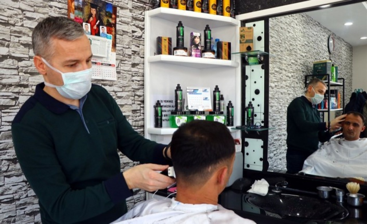 Bakanlıktan berber ve kuaförler için tedbirler