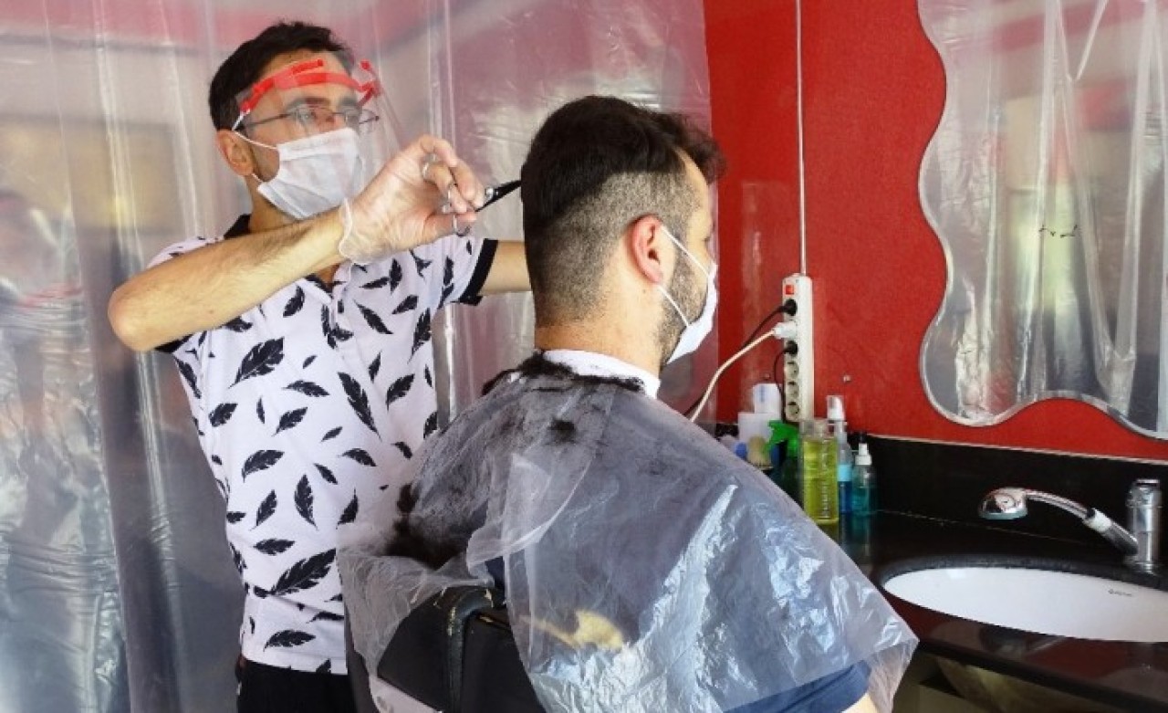 Bayram öncesi berberlerin çalışma saatleri değişti!
