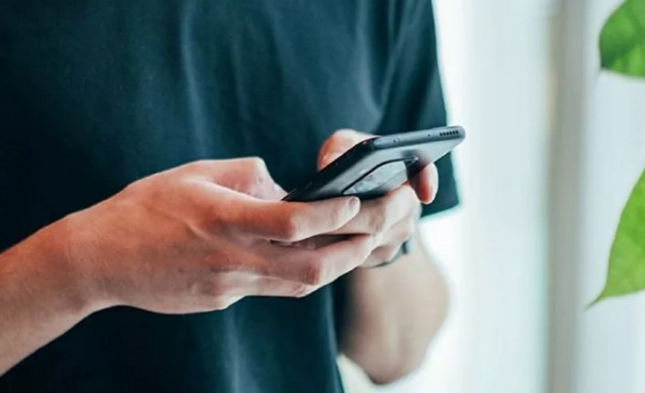 Bayramlaşma trafiği nedeniyle telefon hatlarında erişim sorunu yaşanıyor