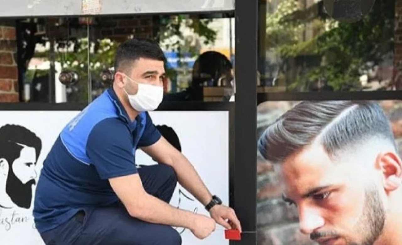 Berber dükkanları bir bir mühürleniyor