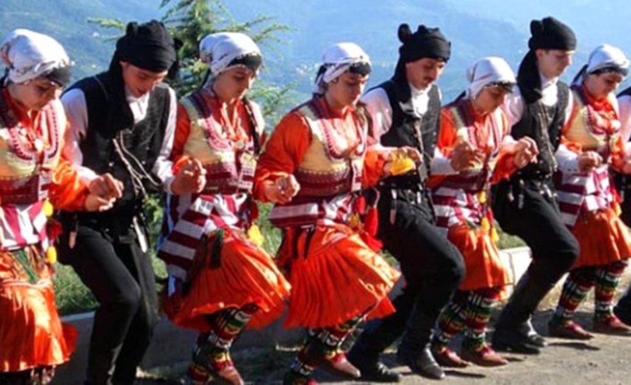 Diyanet İşleri Başkanlığı’nın horon uyarısı!