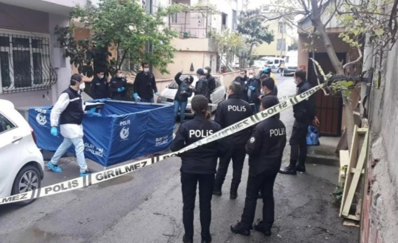 Eşini öldürdüğü öne sürülen kişi intihar etti