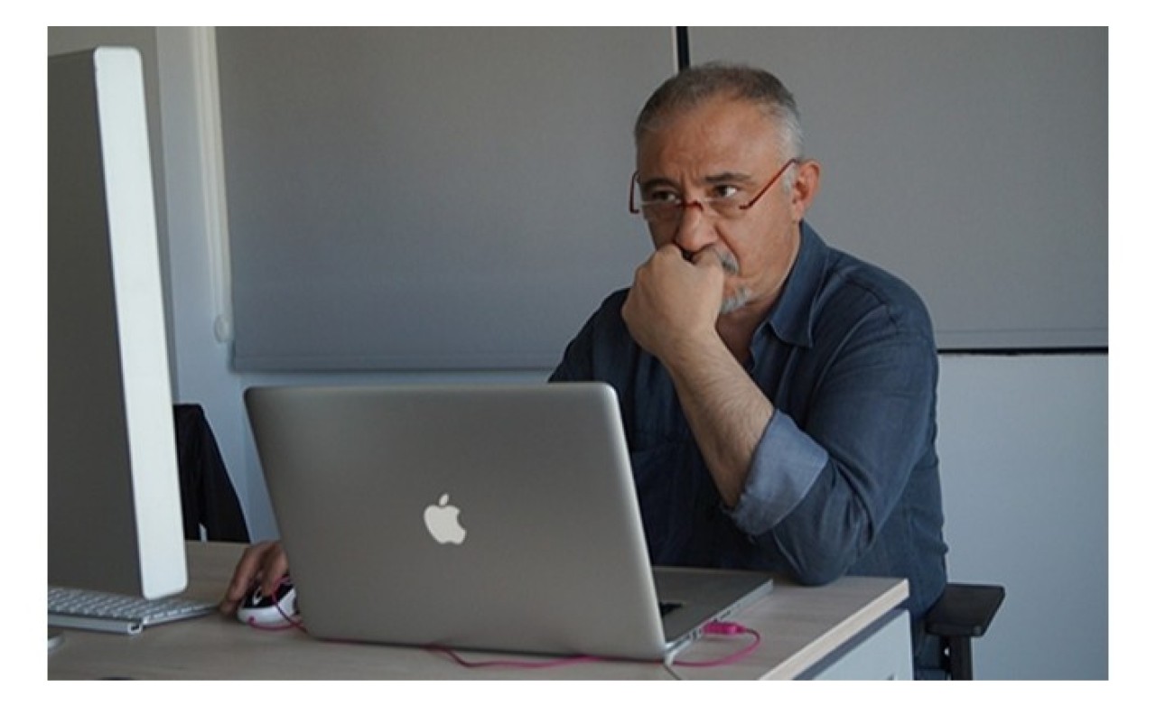 Fotoğrafçı Fırat Erez,  dini değerleri aşağılamak suçundan tutuklandı