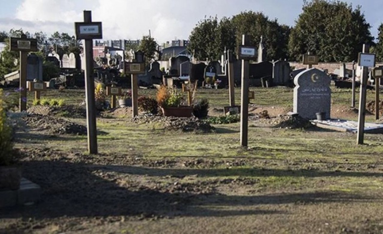 Fransa'da Müslümanlar için mezarlık kalmadı