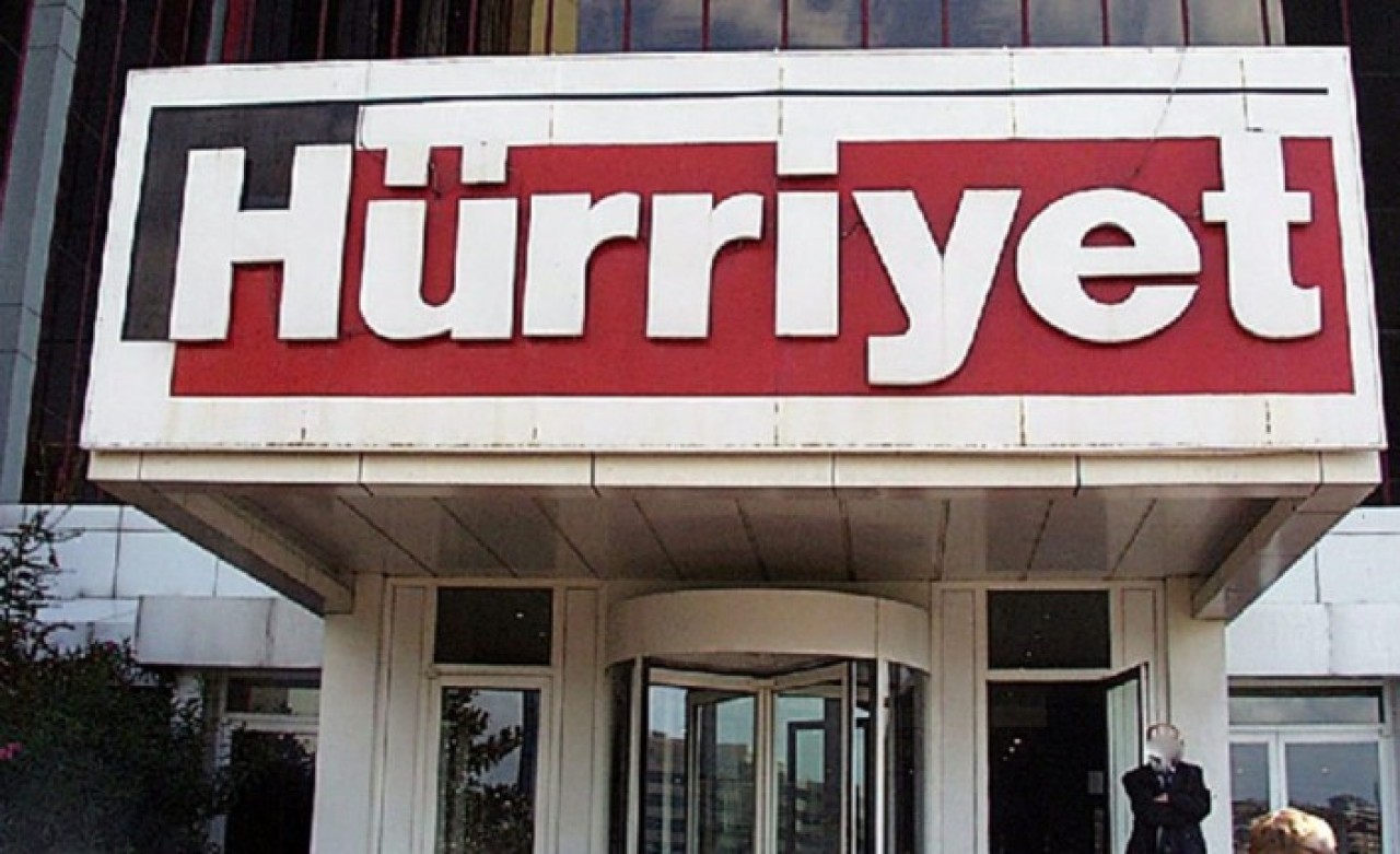 Hürriyet'te büyük sürpriz: 2 ünlü yazarla yollar ayrıldı