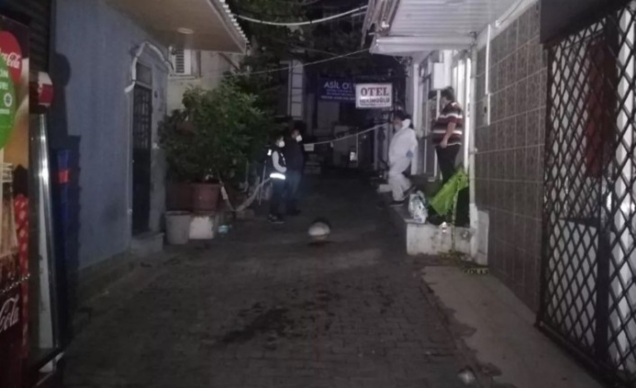 İzmir'de otel odasında sır ölüm!
