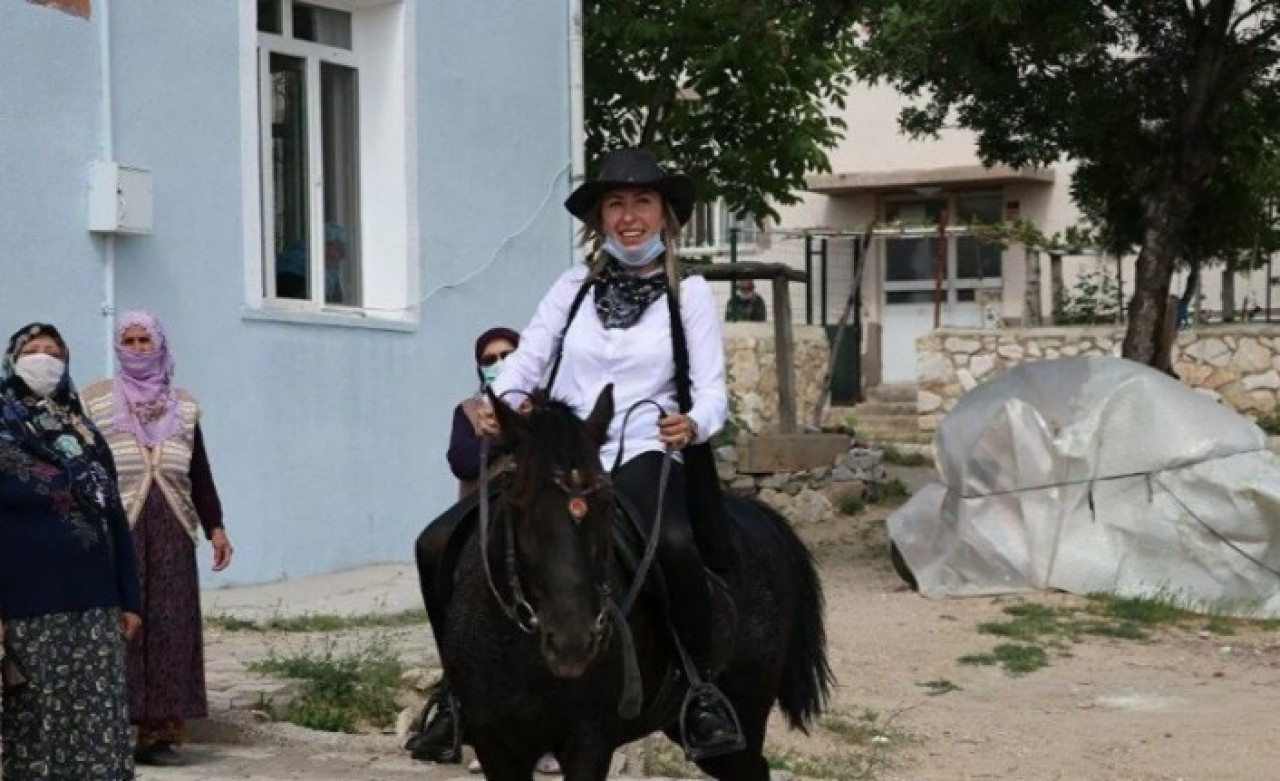 'Kovboy Muhtar'ın atını öldürdüler