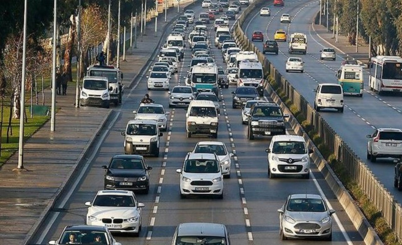 Milyonlarca araç sahibini ilgilendiriyor: Yarı yarıya azaldı!
