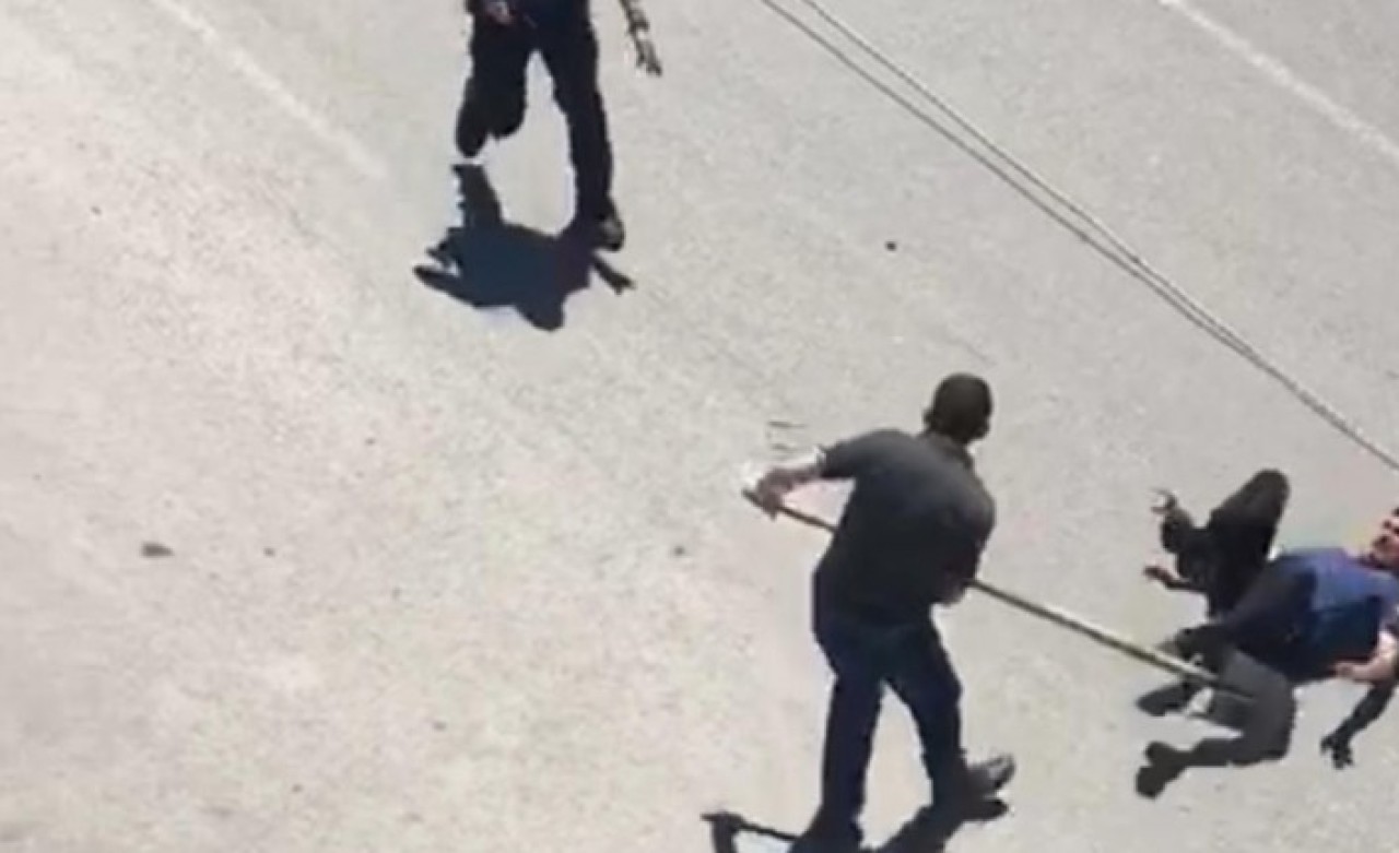 Polise kürekle saldıran kişinin akıbeti belli oldu