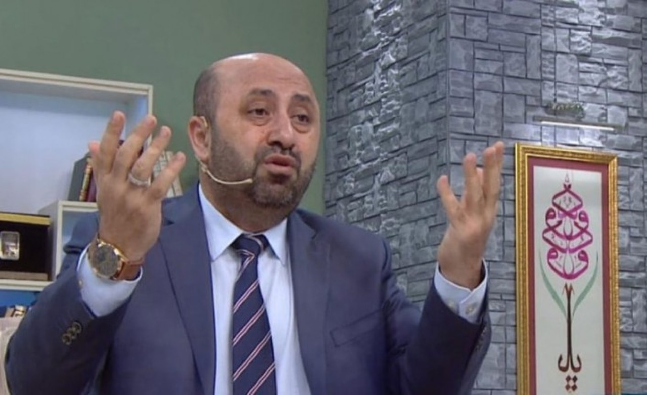 Ramazan ekranlarının ünlü vaizi Ömer Döngeloğlu koronavirüsten hayatını kaybetti