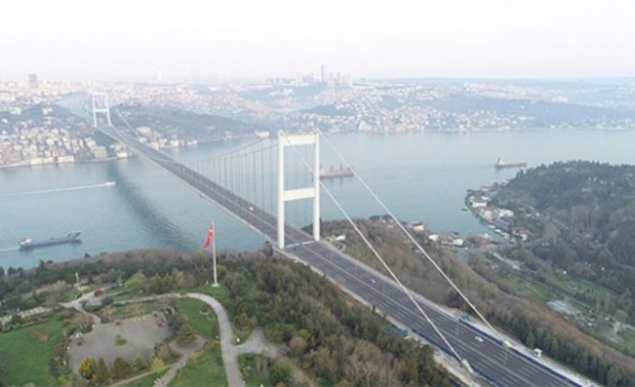 Sokağa çıkma yasağında Boğaz Köprüsü bedava!