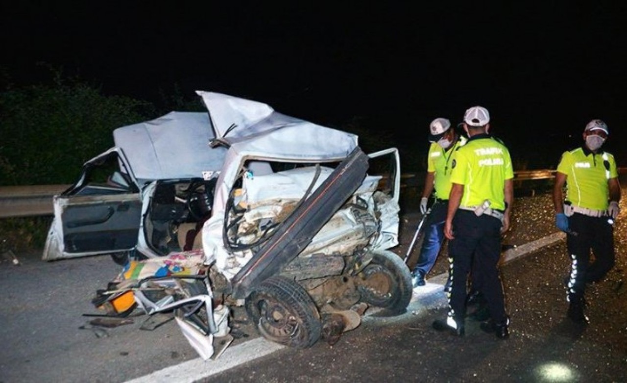 TIR dehşeti: Anne Gamra Turus öldü,  eşi Ahmet Turus ve 3 kızı yaralandı