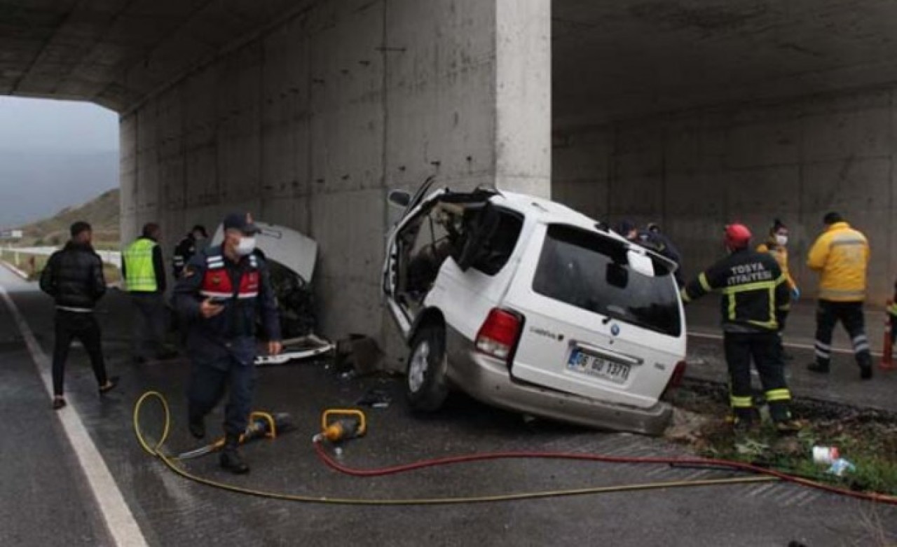 Tosya'da feci kaza: Fatma Aygün ve Mustafa Aygün öldü